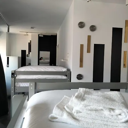 Pensión A-cero Living Alicante